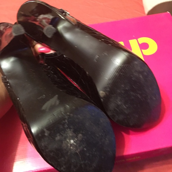 GUESS heels - Picture 4 of 4