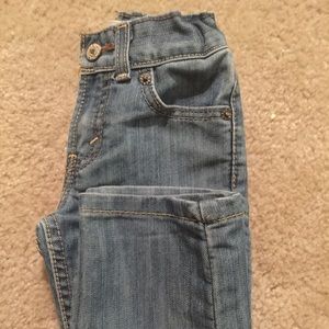 2t Levi jeans
