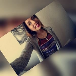 Meet your Posher, Bethania