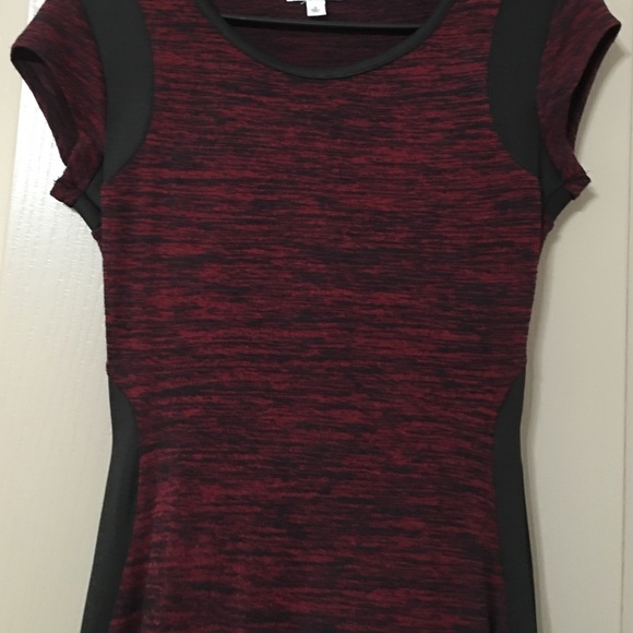 😍Dress (NWOT )enhances your curves. - Picture 4 of 4