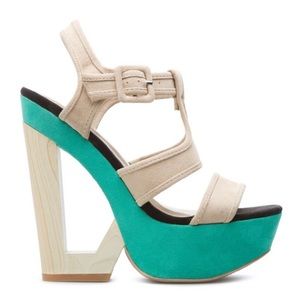 Dannie Wedges