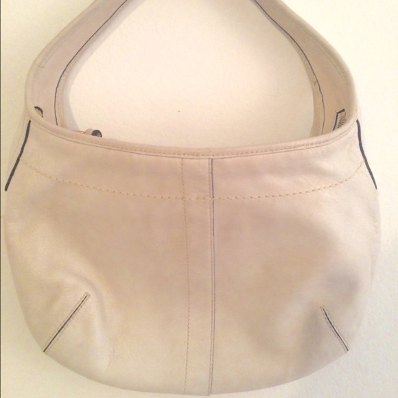 ✨ Coach Soho Leather Hobo Bag