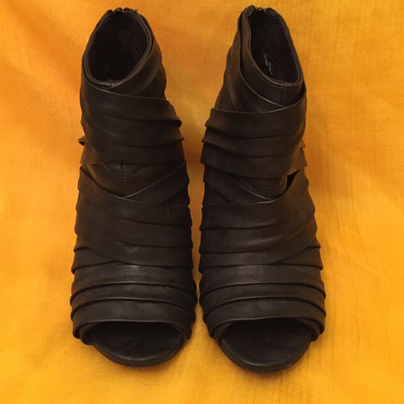 Black APT 9 ankle boots with open toe