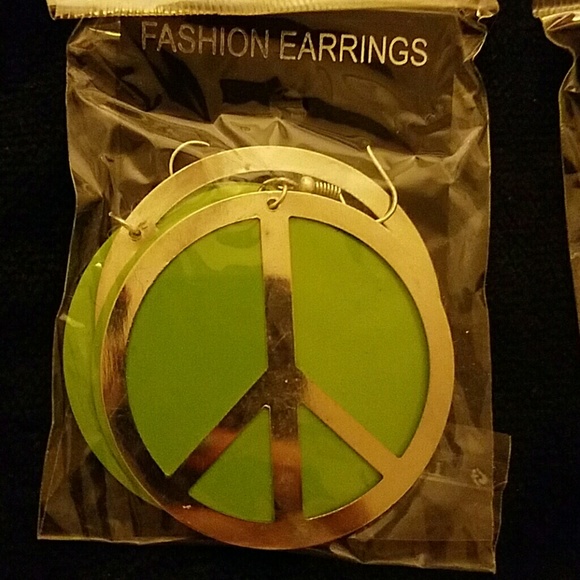 Peace earrings - Picture 2 of 4