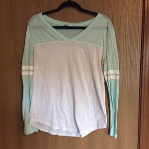 v-neck color block long sleeve tee