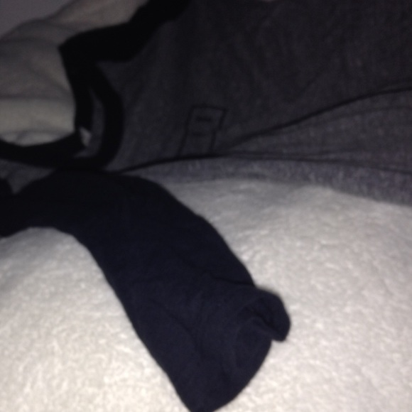 🚫SOLD🚫Brandy Melville Printed Top - Picture 4 of 4