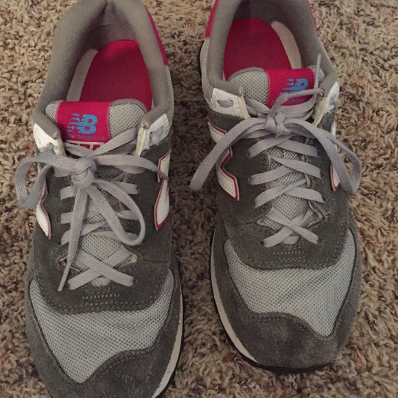 Womens new balance 574, size 9
