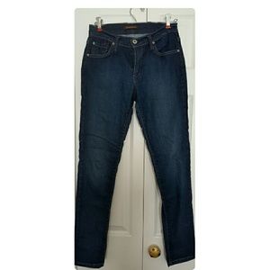 Skinny jeans with room for curves