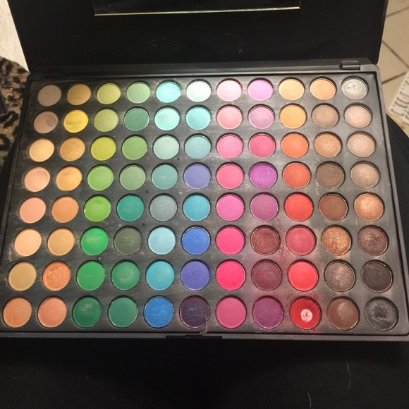 Coastal Scents 88 Eyeshadow (Color)
