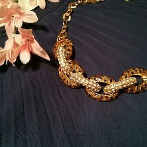 Beautiful Chain Link Necklace