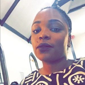 Meet your Posher, Jacqueline