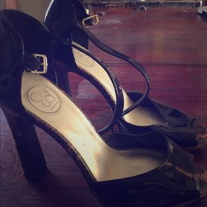 Jessica Simpson heels