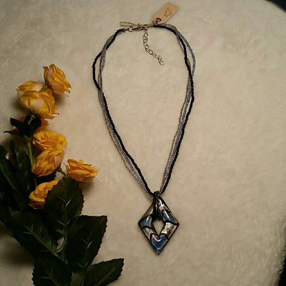 Large Pendant Necklace - Picture 2 of 4