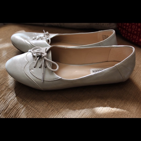 Steve Madden Oxford Flats (Worn ONCE! like-new)