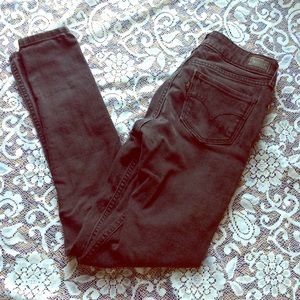 Black Levi's Jegging