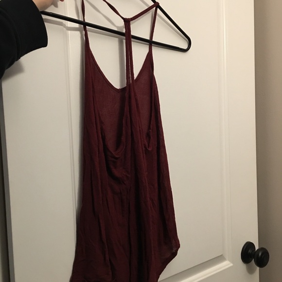 Maroon tank top - Picture 2 of 2