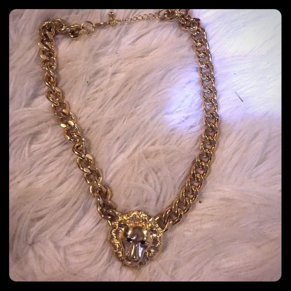 Forever 21 Jewelry - lion head gold chain necklace