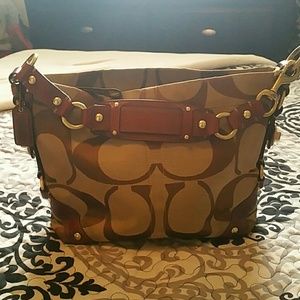Coach maroon trimed shoulder bag