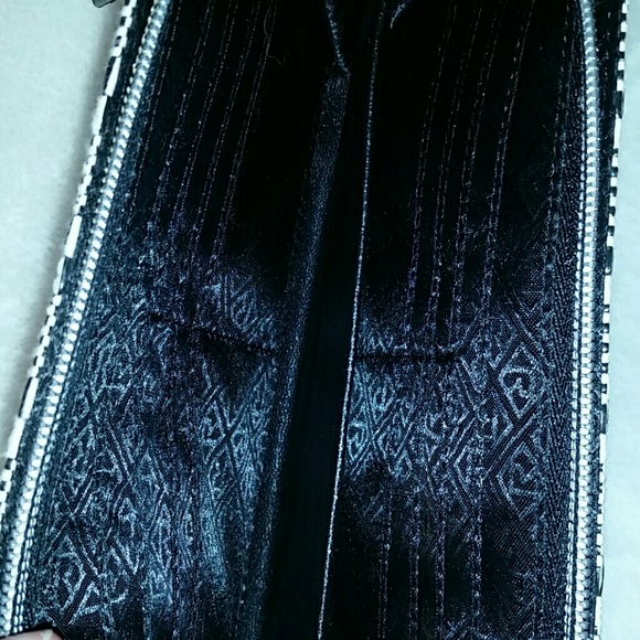 Relic Woven Wallet - Picture 2 of 4