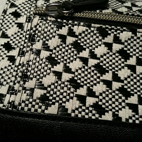 Relic Woven Wallet - Picture 4 of 4