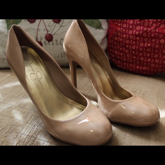 Jessica Simpson Nude Pumps