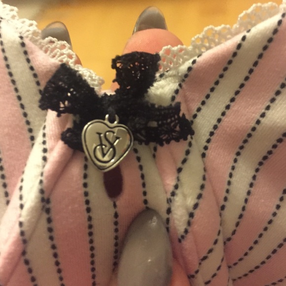 Bra - Picture 3 of 4