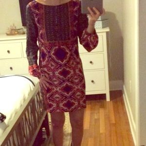 V-back, print mini dress