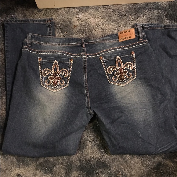 Posh and Rebel Jeans w/ pocket design