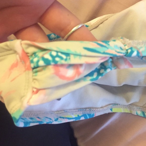 Bathing suite bottoms - Picture 3 of 4