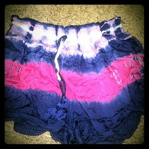 Very comfortable cute pair of shorts.