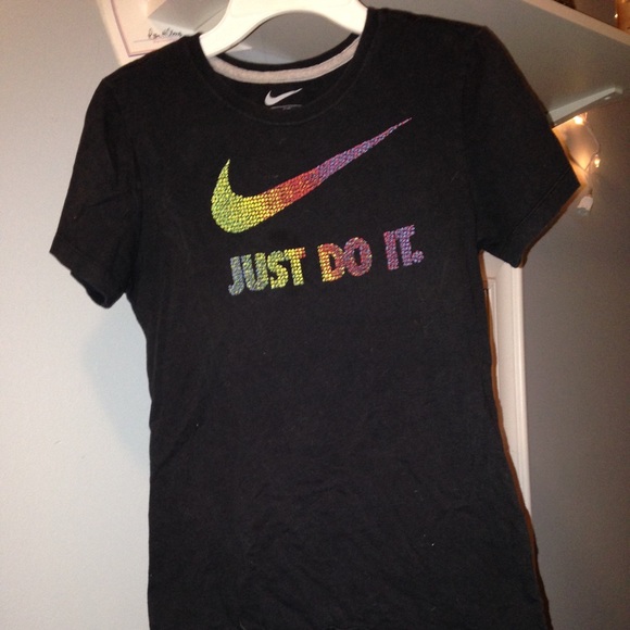 NIKE workout tee shirt