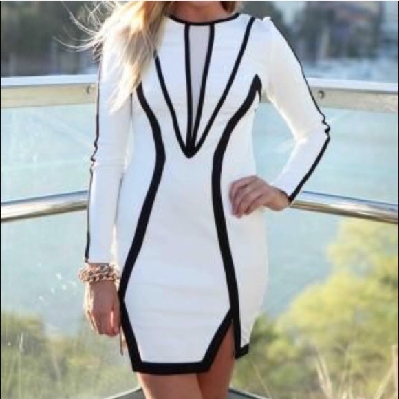 Dresses & Skirts - FINAL SALE!! White dress 💥💥