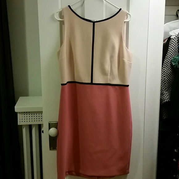Colorblock Ann Taylor Loft pencil dress pink cream