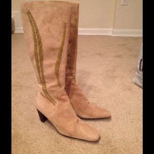 Tan Suede Leather Boots size 7.5