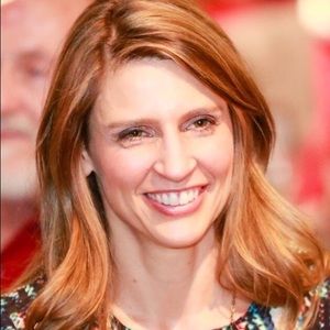 Meet your Posher, Eliza