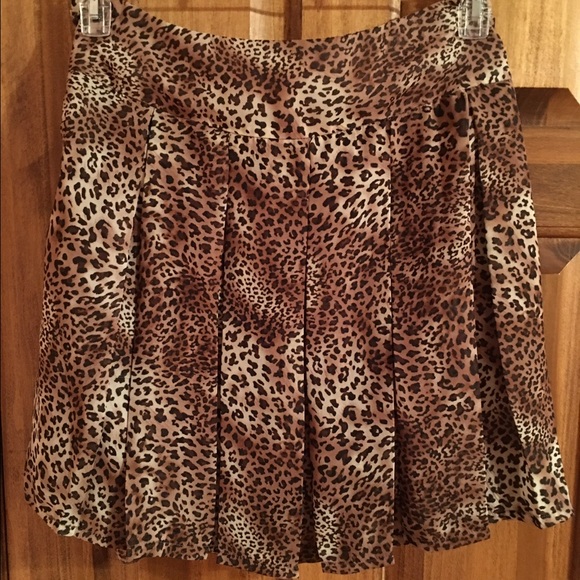 Cheetah Print Skirt - Picture 1 of 1