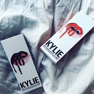 Kylie cosmetics lipkits