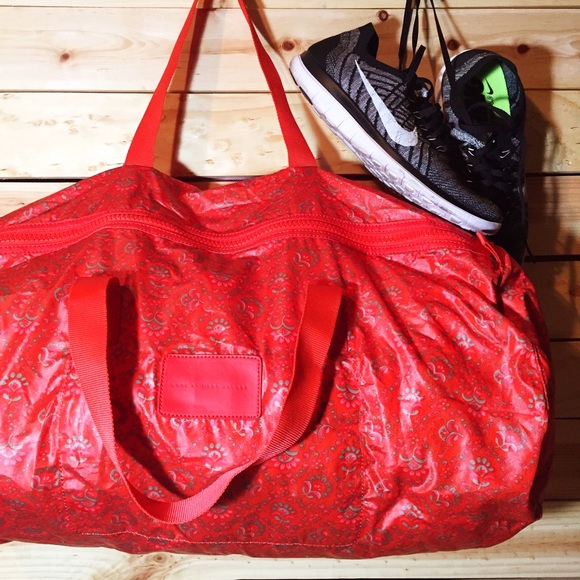 🎉HP🎉 MARC by MARC JACOBS Duffle Bag