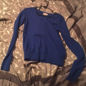 Hollister sweater