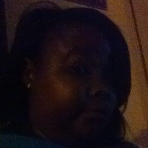 Meet your Posher, Dionne