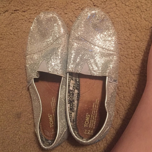 Silver toms