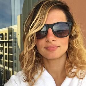 Meet your Posher, Demetra