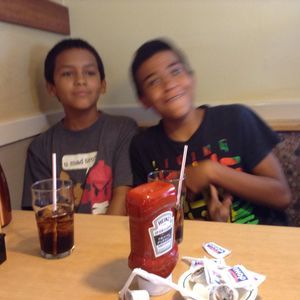 Meet your Posher, Mariseal