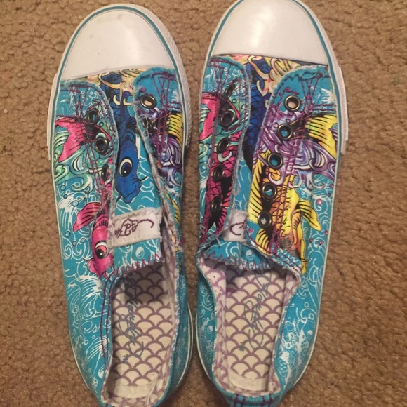 Ed hardy tennis shoes