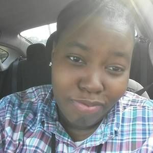 Meet your Posher, Chloe'