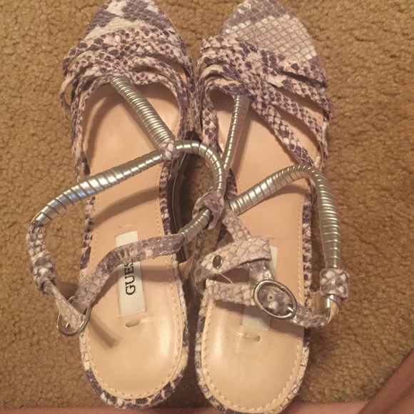 Guess Wedges