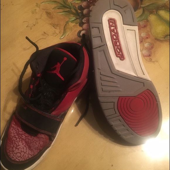 Nike jordans size 9.5 men's 10.5 woman's