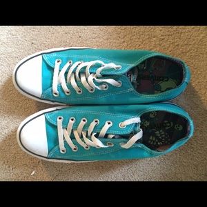 Converse size 10 US Women's