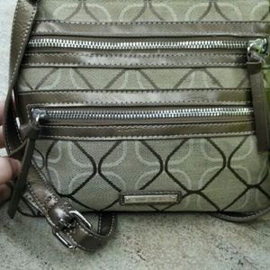 Nine west cross body bag