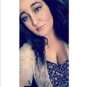 Meet your Posher, Lexi